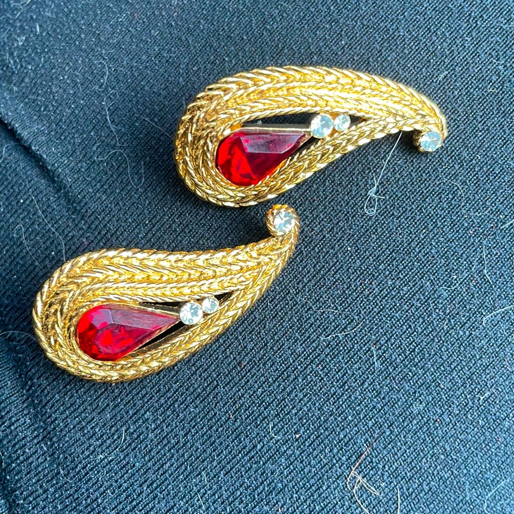Gold l jeweled earrings